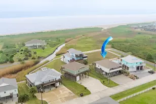 4304 Bolivar Cir, Port Bolivar, TX 77650 - Photo 1