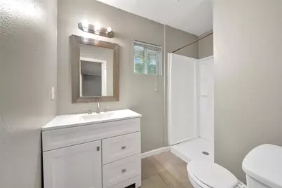 7707 Arberry Street, Houston, TX 77012 - Photo 14
