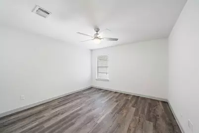 1716 Huge Oaks Street, Houston, TX 77055 - Photo 18