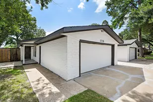 1716 Huge Oaks St, Houston, TX 77055 - Photo 2