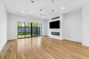 236 Birdsall St, Houston, TX 77007 - Photo 4