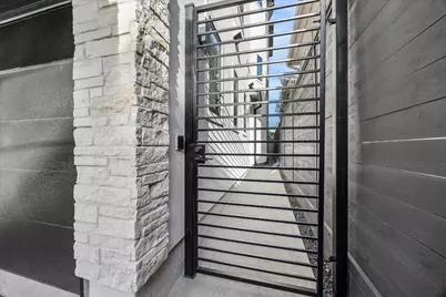 236 Birdsall Street, Houston, TX 77007 - Photo 2