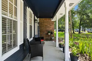 423 E Oak Hill Dr, Oak Ridge North, TX 77386 - Photo 4