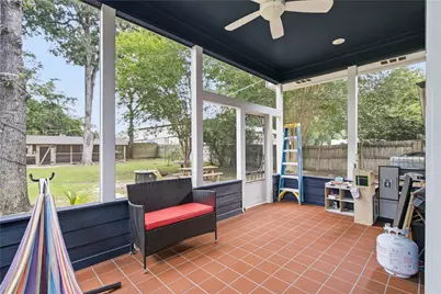 423 E Oak Hill Drive, Oak Ridge North, TX 77386 - Photo 28