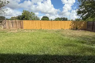 2114 W Greens Rd, Houston, TX 77067 - Photo 16