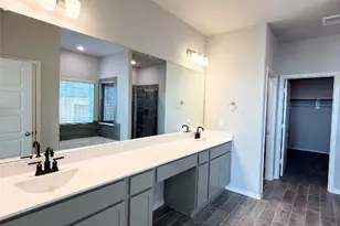 2502 Shallow Lake Dr, Iowa Colony, TX 77583 - Photo 14