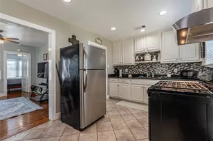 4412 Ave R 1/2, Galveston, TX 77550 - Photo 22