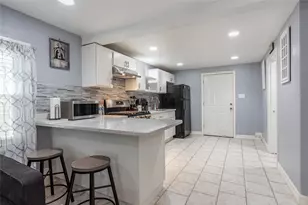 4412 Ave R 1/2, Galveston, TX 77550 - Photo 36