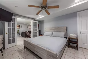 4412 Ave R 1/2, Galveston, TX 77550 - Photo 38