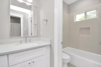 2903 Sherwood Green Lane, Houston, TX 77092 - Photo 18