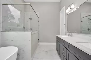 2903 Sherwood Grn Ln, Houston, TX 77092 - Photo 34