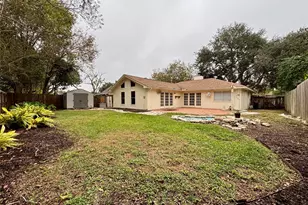 116 Bougainvillea St, Lake Jackson, TX 77566 - Photo 28