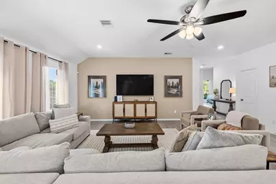 9907 Summer Peony Court, Baytown, TX 77521 - Photo 10