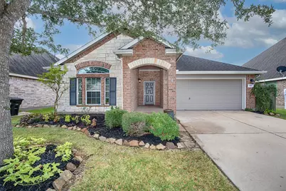 349 Lake Line Drive, Alvin, TX 77511 - Photo 2