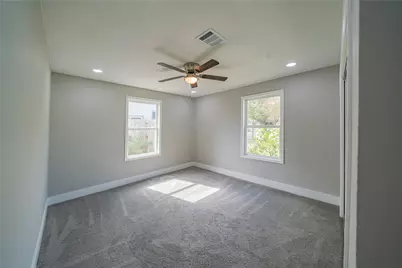 5718 Cherry, Houston, TX 77026 - Photo 8