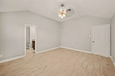18806 S Wimbledon Drive, Katy, TX 77449 - Photo 14