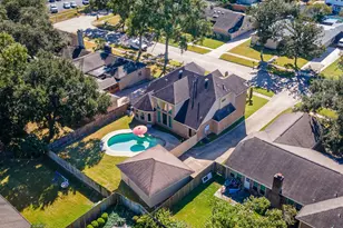 15811 Crestbrook Dr, Houston, TX 77059 - Photo 44