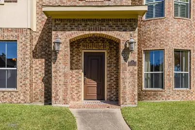 15811 Crestbrook Drive, Houston, TX 77059 - Photo 6