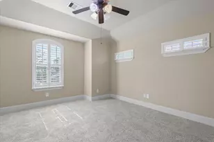 15811 Crestbrook Dr, Houston, TX 77059 - Photo 34