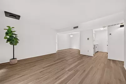 3015 Walnut Bend Lane Lane #31, Houston, TX 77042 - Photo 28