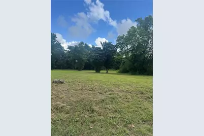 611 Trinity Street, Liberty, TX 77575 - Photo 6