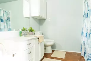 418 Garland Dr, Lake Jackson, TX 77566 - Photo 12