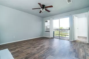 418 Garland Dr, Lake Jackson, TX 77566 - Photo 4