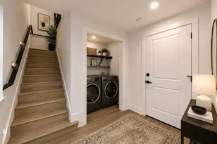 891 Lucky St, Houston, TX 77088 - Photo 2
