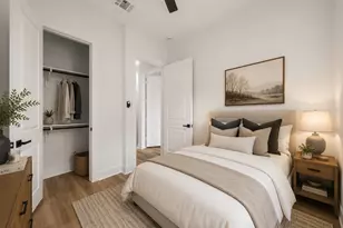 891 Lucky St, Houston, TX 77088 - Photo 8
