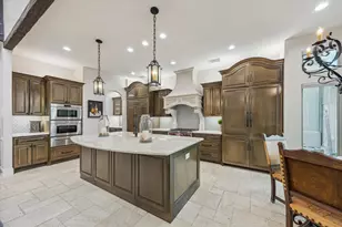 529 Southport Ln, Kemah, TX 77565 - Photo 12