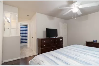 1404 Walnut Bend Lane #23, Houston, TX 77042 - Photo 12