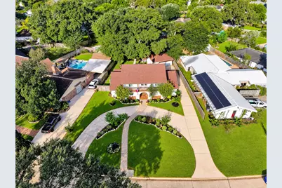 18626 Point Lookout Drive, Nassau Bay, TX 77058 - Photo 6