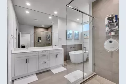 5702 Rucio Lane, Houston, TX 77092 - Photo 20