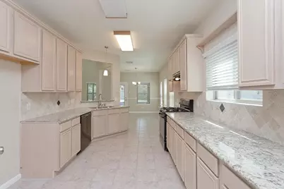 3327 Summerwood Lane, Pearland, TX 77584 - Photo 6