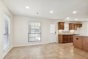 6739 Conroe Cir, Manvel, TX 77578 - Photo 8