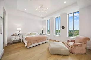 2325 Welch St, Houston, TX 77019 - Photo 8