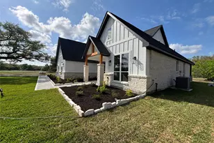 45 Center Tree Dr, Palacios, TX 77465 - Photo 2