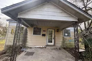 514 E 5th St, Bonham, TX 75418 - Photo 6