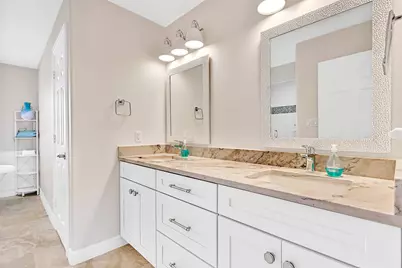 13619 Windlass Circle, Galveston, TX 77554 - Photo 34