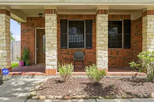 125 Avery Springs Ln, Dickinson, TX 77539 - Photo 38