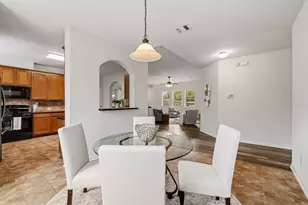 125 Avery Springs Ln, Dickinson, TX 77539 - Photo 14