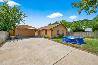 403 White Street, Madisonville, TX 77864 - Photo 1