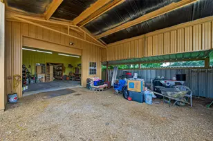 403 White St, Madisonville, TX 77864 - Photo 34