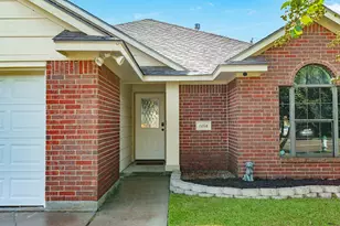 1164 Thomas Dr, Angleton, TX 77515 - Photo 4
