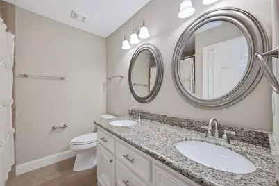 5323 Briarbend Drive, Houston, TX 77096 - Photo 24