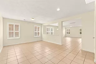 12410 Skyview Star Ct, Houston, TX 77047 - Photo 4