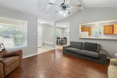 3609 Oldenburg Court, College Station, TX 77845 - Photo 6