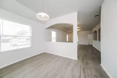 208 Fallow Deer Drive, Huntsville, TX 77320 - Photo 6
