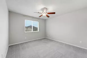 11747 Red Hummingbird Dr, Houston, TX 77047 - Photo 18