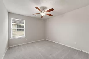 11747 Red Hummingbird Dr, Houston, TX 77047 - Photo 16
